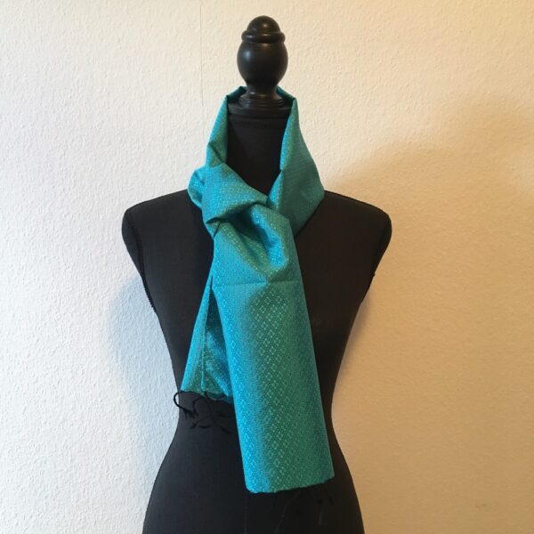 Foulard en soie turquoise