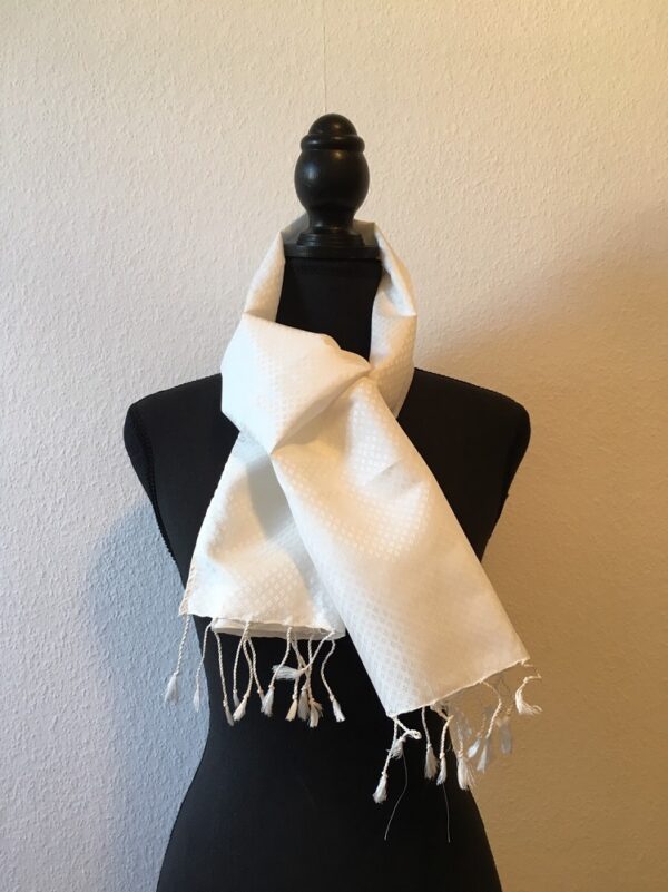 Foulard en soie blanc