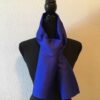 Foulard en soie bleu marine