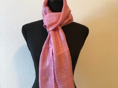 Foulard en soie sauvage rose