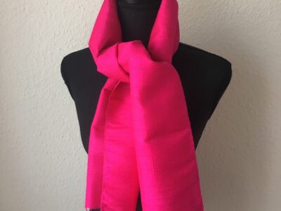 foulard en soie rose fuschia