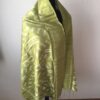 Grand foulard en soie vert pastel