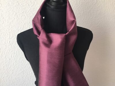 Foulard en soie pourpre