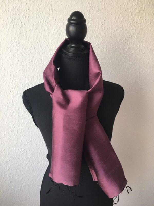 Foulard en soie pourpre