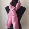 foulard en soie rose pâle