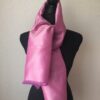 foulard en soie rose