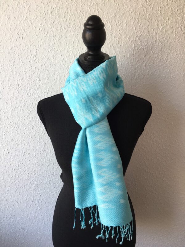 Foulard en soie cyan