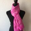 foulard en soie rose