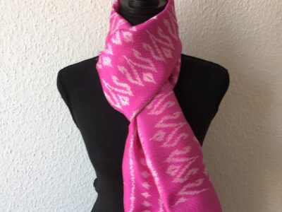 foulard en soie rose