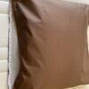 taie d'oreiller en soie brune 65x65